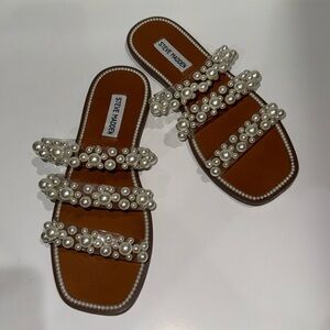 Steve Madden Taye Pearl Sandals